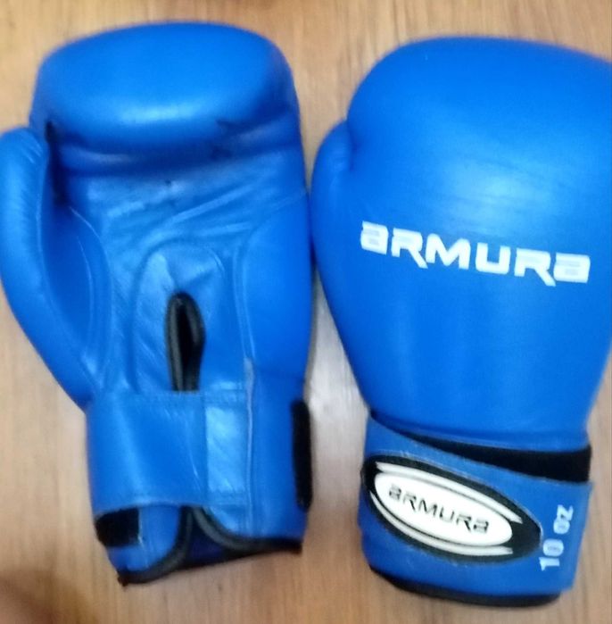 mănuși box Armura, piele naturala, 10 oz, noi, 65 lei