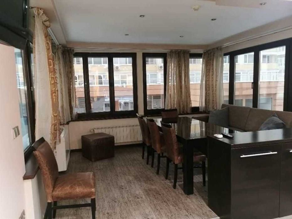 Продава се Тристаен апартамент в София, Хладилника - 105 кв.м за 1943 €/кв.м - Снимка #2