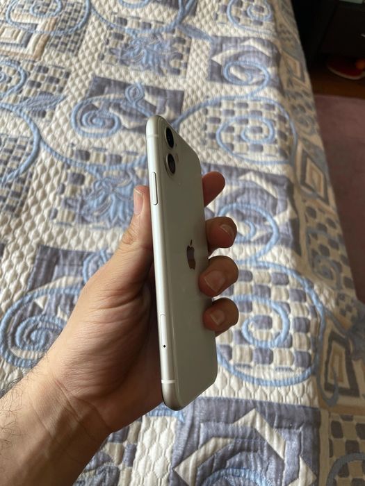 Айфон 11 128гб iphone