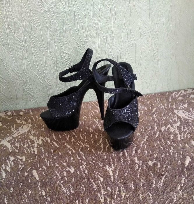 продам стрипы для танцев