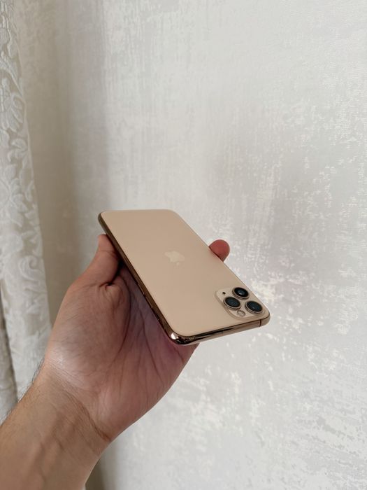 IPhone 11/Pro Max 256Gb - В хорошем состоянии