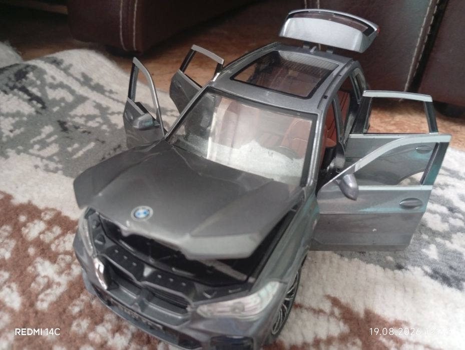 Машина bmw б/у отдам недорого