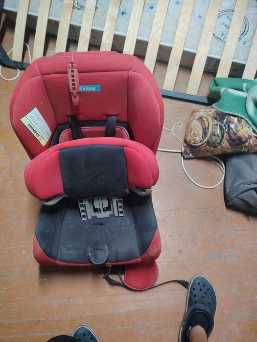 Продам детское авто кресло