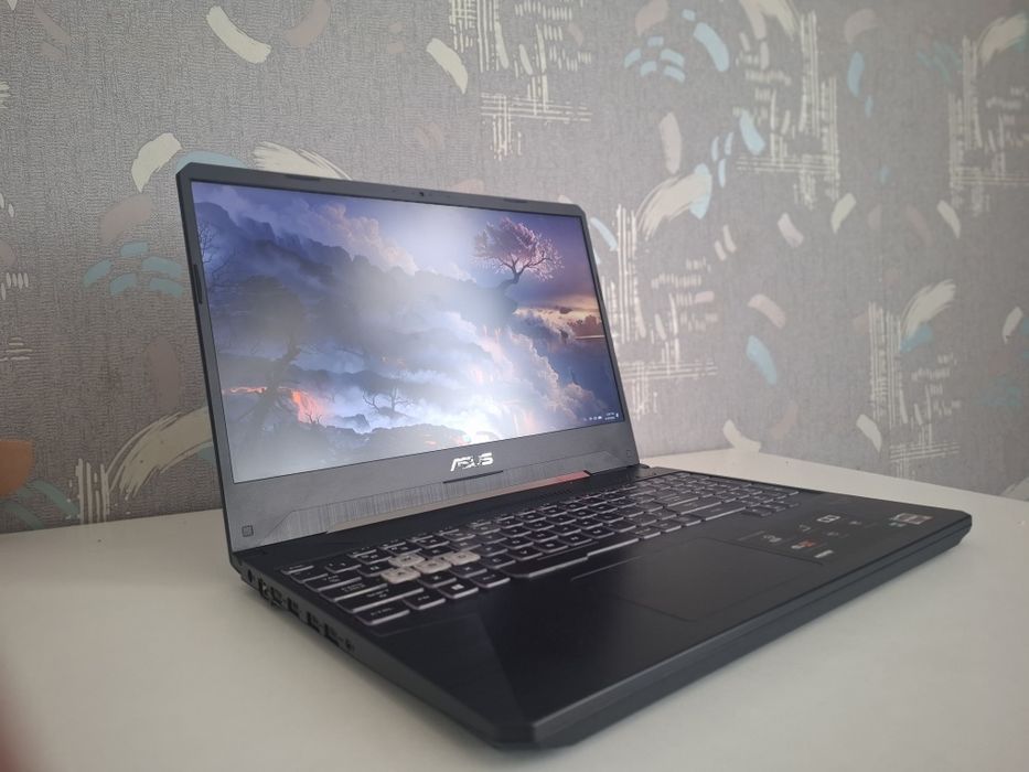 ASUS TUF FX505DV impecabil schimb cu cu diverse
Rtx 2060 6gb
Ryzen 7 3570H
Ssd 512
16 gb ram 
120hz 
Windows 11 
Rgb la tastatura (costumizabil)
Nu ar