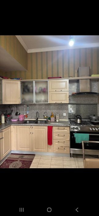 Кухня мебели сотилади