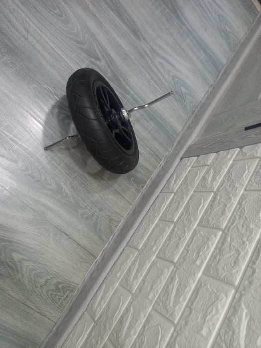 Колёса для трёхколёсного  велосипеда