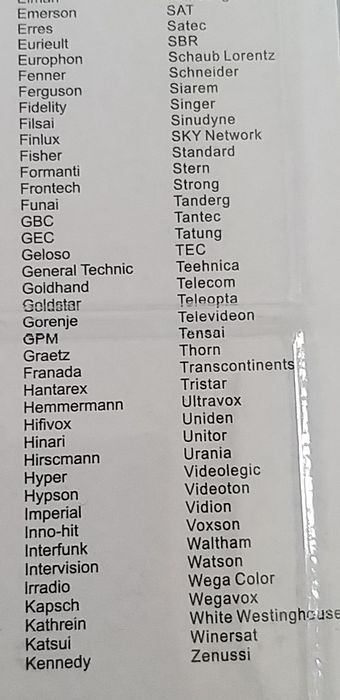 Vând telecomandă universală SUPERTEL