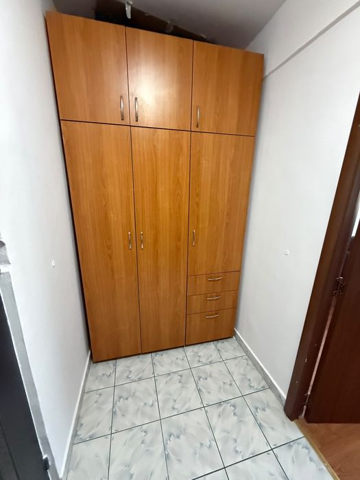 Ofer spre inchiriere garsoniera 32mp
