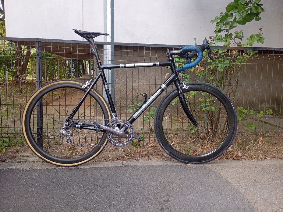 Vând cursiera Bergamont Dolce pro-campagnolo