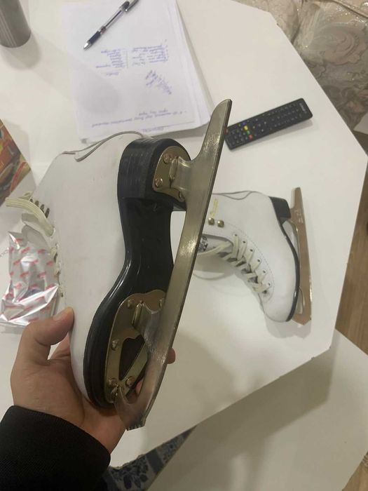 Коньки подростковые (31 размер)