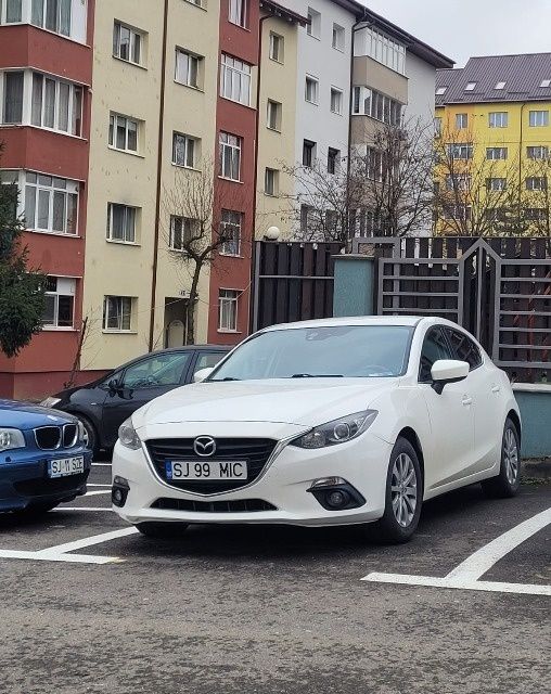 = MazdaCX-5 2.2 diesel și Mazda3 2.0 benzina=