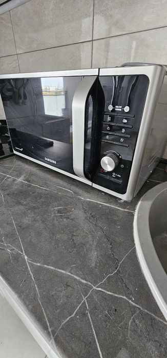 De vanzare Cuptor cu Microunde Samsung