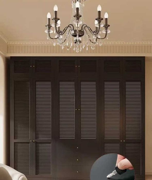 Шкаф цветной для спальни\Большие шкафы для одежды\Шкаф с полками