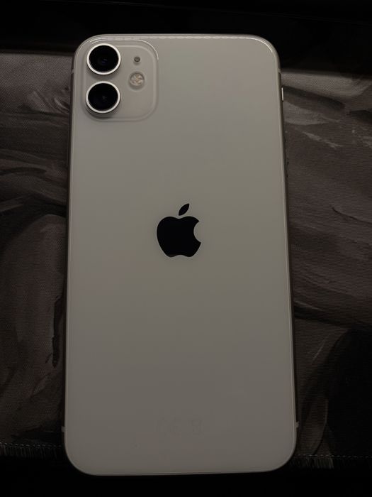 Iphone 11 в идеальном состоянии