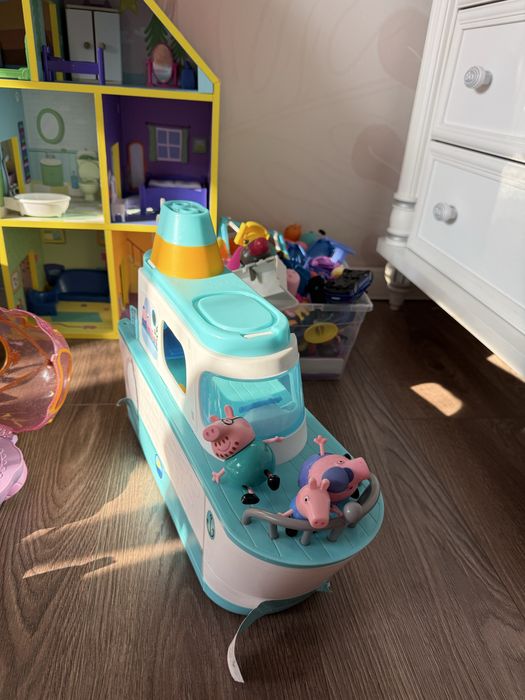 Peppa pig къща каравана кораб коли пълен комплект
