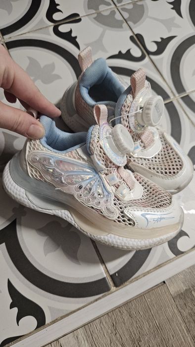 Детская обувь для девочки