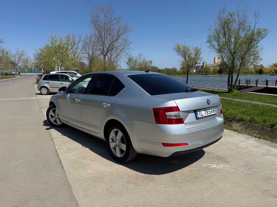 Skoda Octavia 1.6TDI DSG•Navi