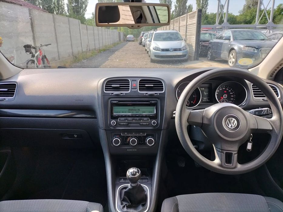 Dezmembram/Piese Golf 6 breack Usa dreapta fata/Usa dreapta spate/Usa stanga spate