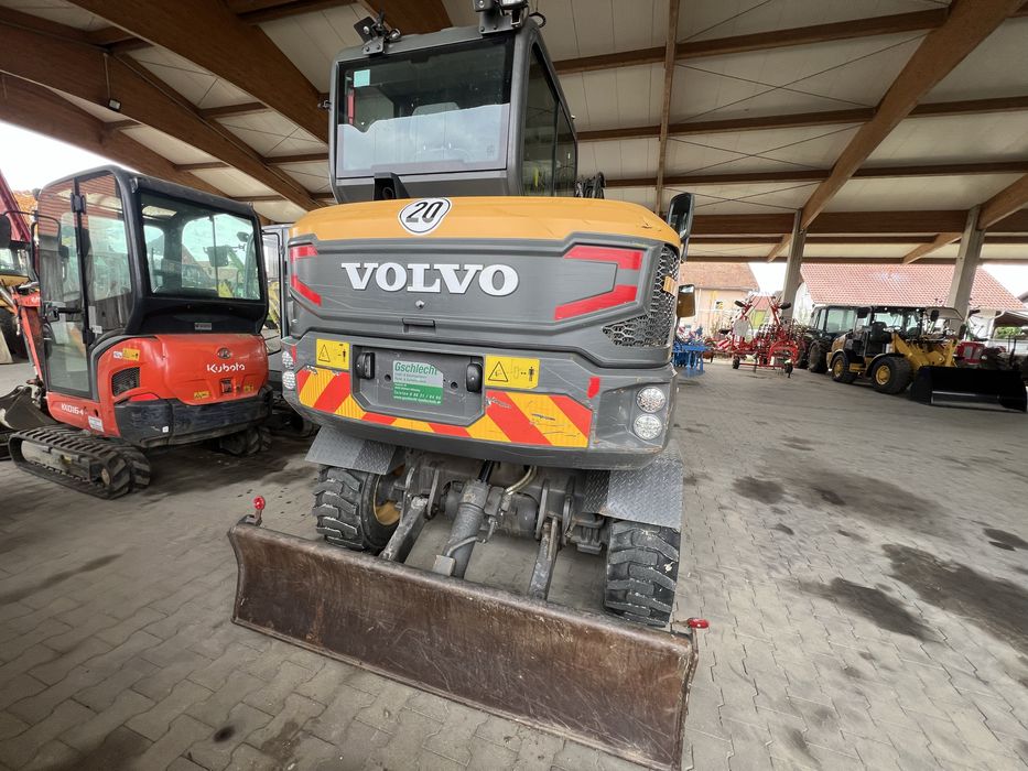 Volvo EW60E – Excavator pe roți, 6.5 tone, an 2016 – 3020 ore