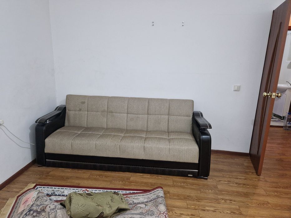 Продам диван в хорошем состоянии
