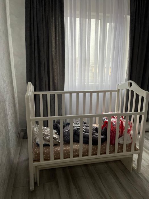 Продается кроватка