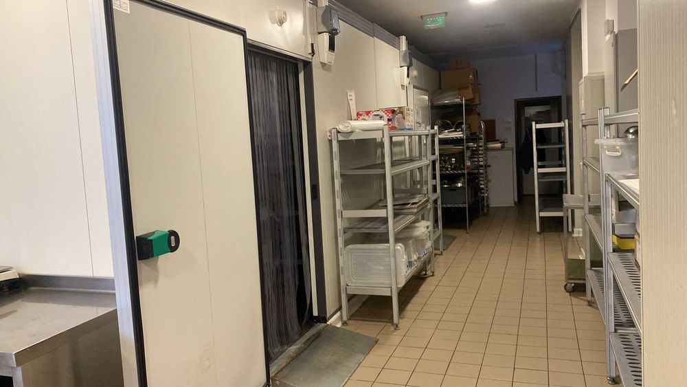 LINIE COMPLETĂ de frigidere si congelatoare profesionale HoReCa – DE VÂNZARE