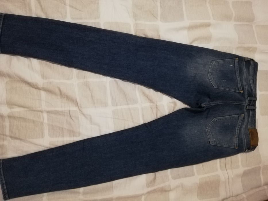 Blugi skiny, noi, talie joasa.
