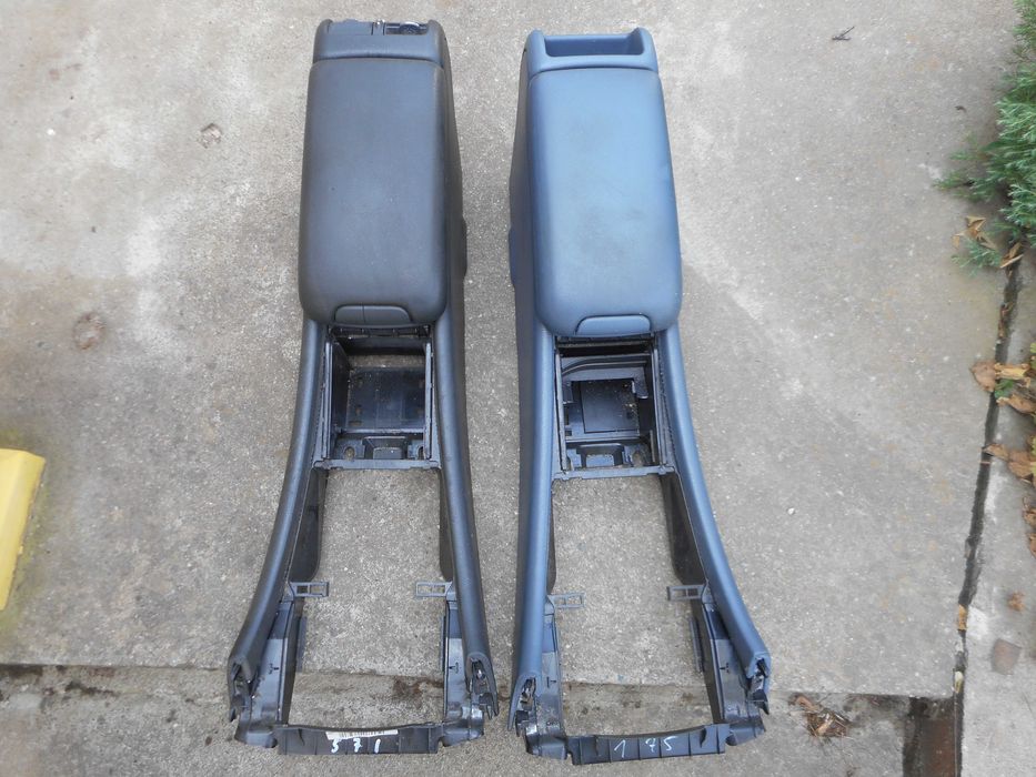 Подлакътници сенници и жабки от Мерцедес