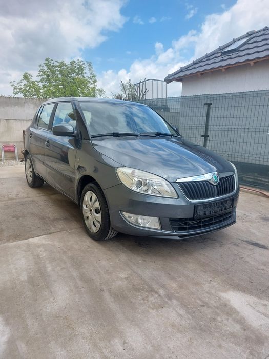 SKODA Fabia 2011 — imagine 2