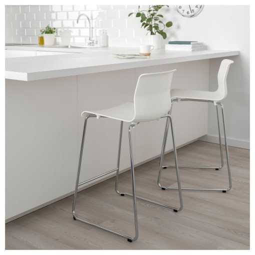 Бар столове чисто нови