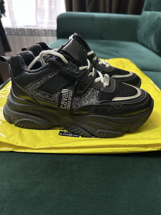 Оригинални сникърси Cavalli