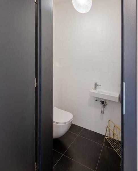 Дава се под наем Тристаен апартамент в Пловдив, Съдийски - 90 кв.м за 331.5 € - Снимка #6