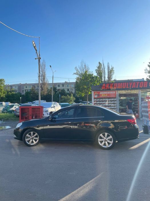 Epica 2.4 sotiladi avtomat