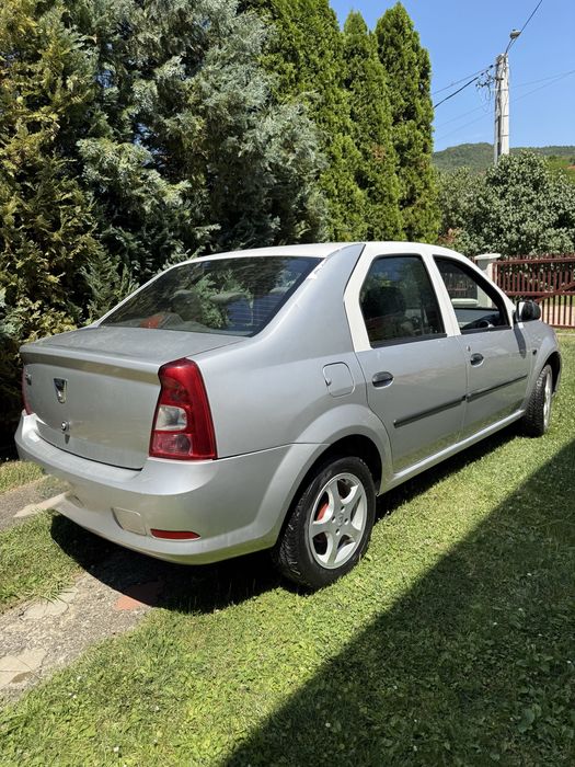 Vand Dacia Logan