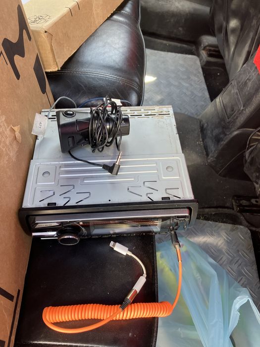 Cd sony CDX-GT 660UV