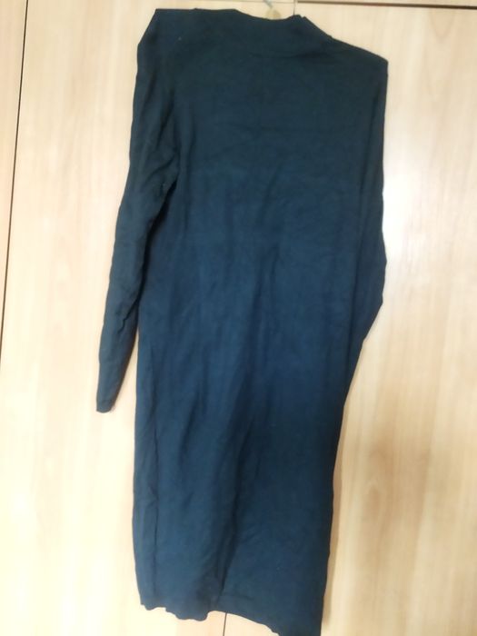 Отдам даром женские вещи