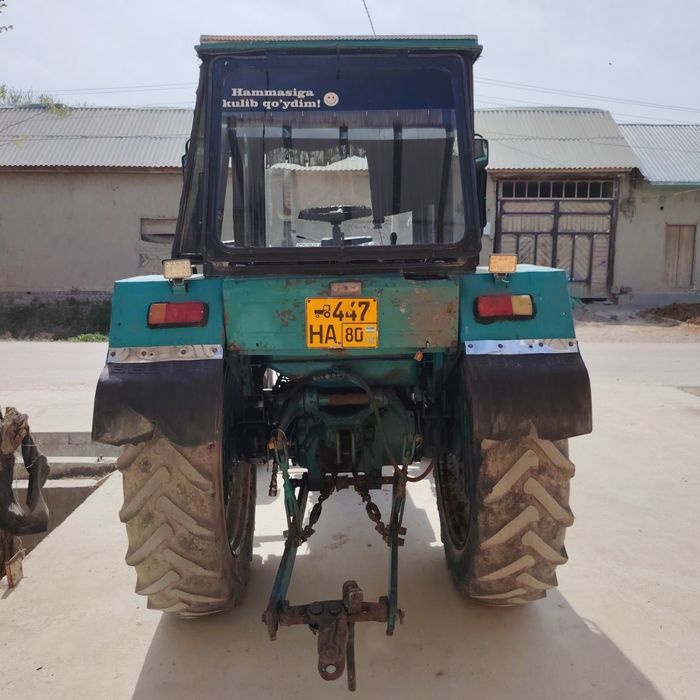 Traktor t40 radnoy sotiladi