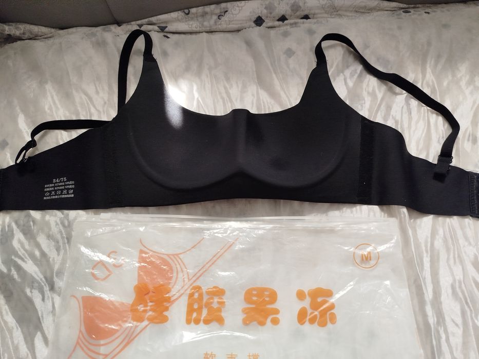 Бюстгальтер без косточек