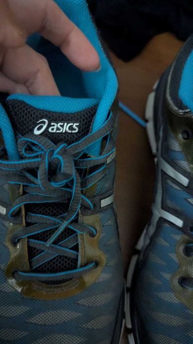 продам брендовые кроссы мужские