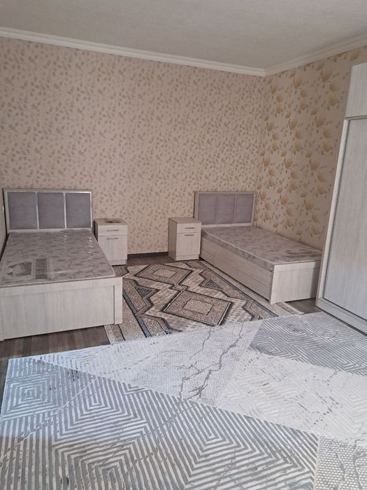 Новастройка 4 хона 4 этаж Богишамолда жойлашган.Агентство