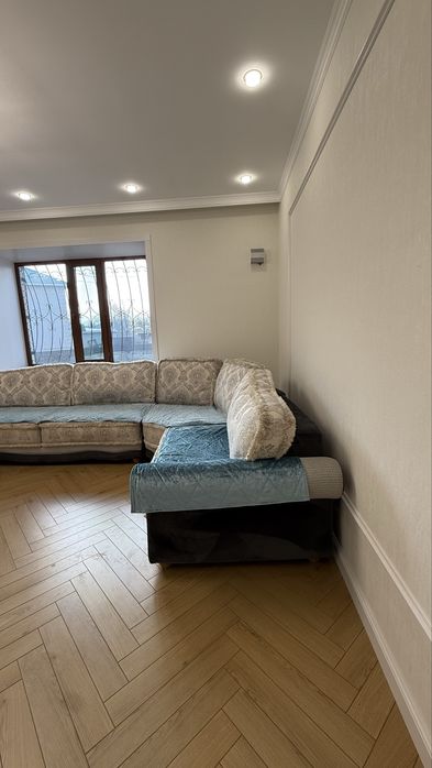 Продам диван в отличном состоянии