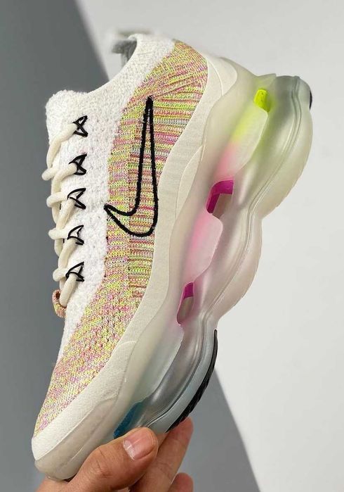 Нови мъжки маратонки Nike Scorpion rainbow налични 43 и 44