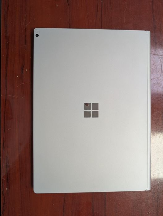 Microsoft Surface Book 2 15