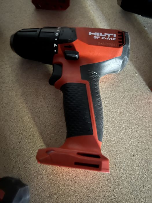 Filetanta Hilti SF2 -A12 cu ac. de 5 ah-Noua