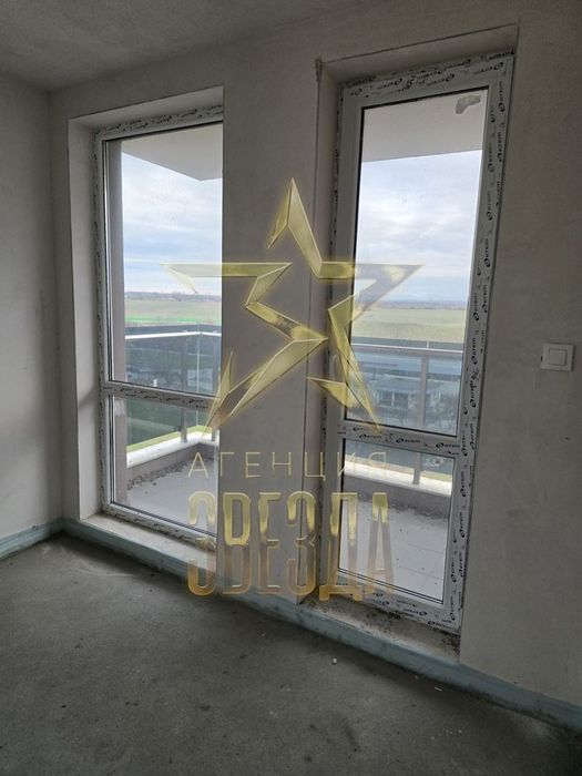 Двустаен с АКТ 16, много светъл, панорамна гледка към Родопите!