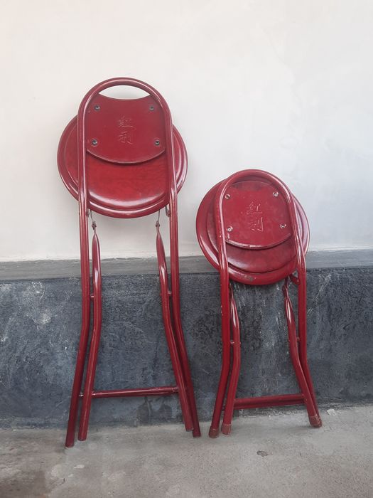 Складные стульчики