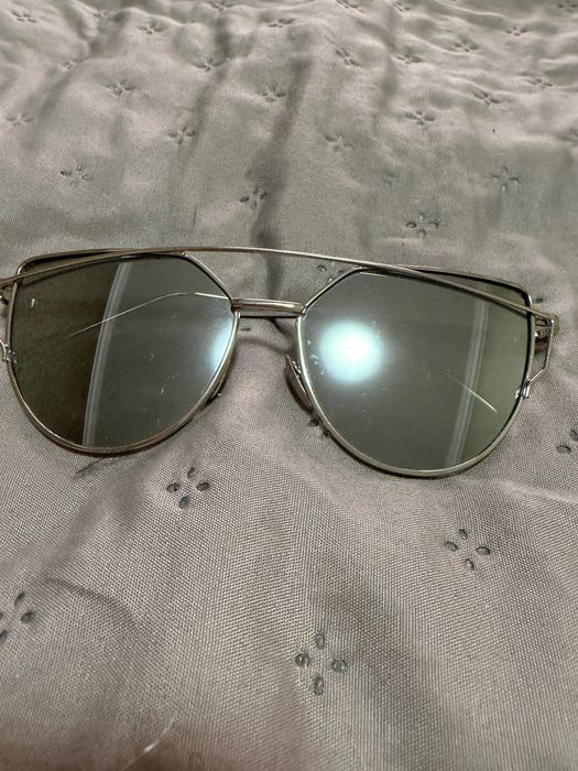 Дамски слънчеви очила