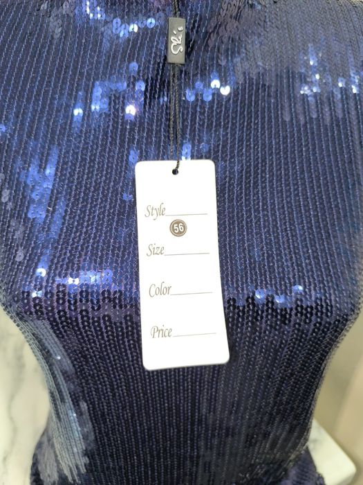 Платье в пайетках