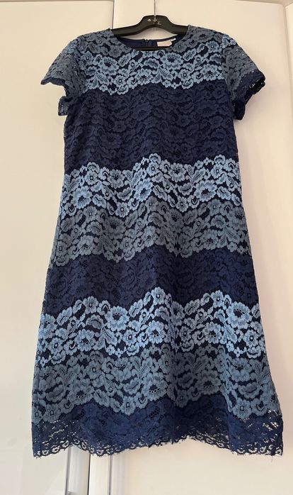 Дантелена синя рокля