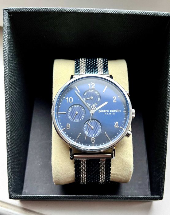 PIERRE CARDIN дизайнерски часовник с механизъм Seiko